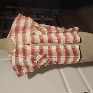 Burton Muscle Tee Button Up